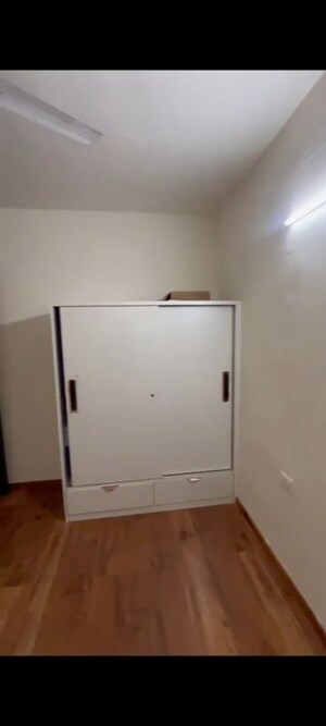 Furnished Amenities in 3 BHK Apartment at Signature Global Park 4 and 5, Sohna Sector 36 – for Rent