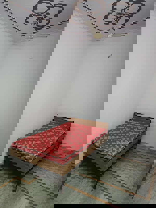 1 BHK Independent House For Rent in Sushant Lok I