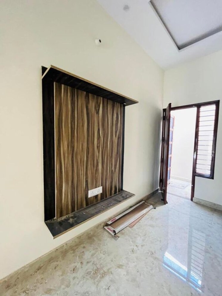 Room, mohali sector 126 3 Bedroom 122 Sq.Yd. Villa In Mohali Sector 126 Chandigarh 9788501