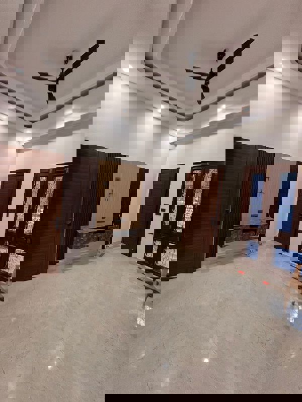 3 BHK + Extra Room Builder Floor For Rent in Rajouri Garden