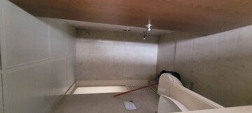 Bathroom in 1.5 BHK Apartment at Dosti West County Phase 4 Dosti Pine, Balkum Pada – for Rent