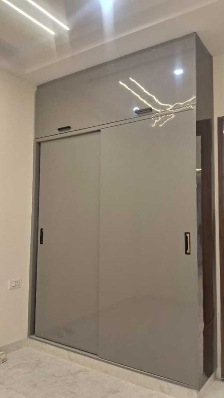 undefined, subhash nagar 2 Bedroom 900 Sq.Ft. Builder Floor In Subhash Nagar Delhi 9788517