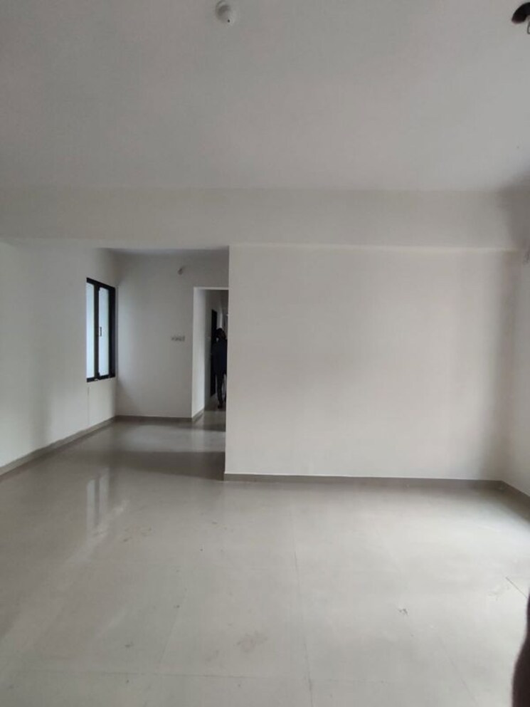 Room, terraform-everest-countryside-daffodil 1 Bedroom 587 Sq.Ft. Apartment In Ghodbunder Road Thane 9788518