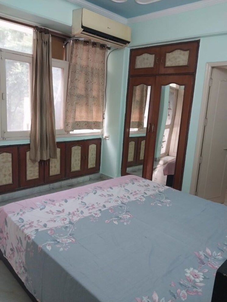 Bedroom, sector 18 dwarka 3 Bedroom 1500 Sq.Ft. Apartment In Sector 18 Dwarka Delhi 9788519