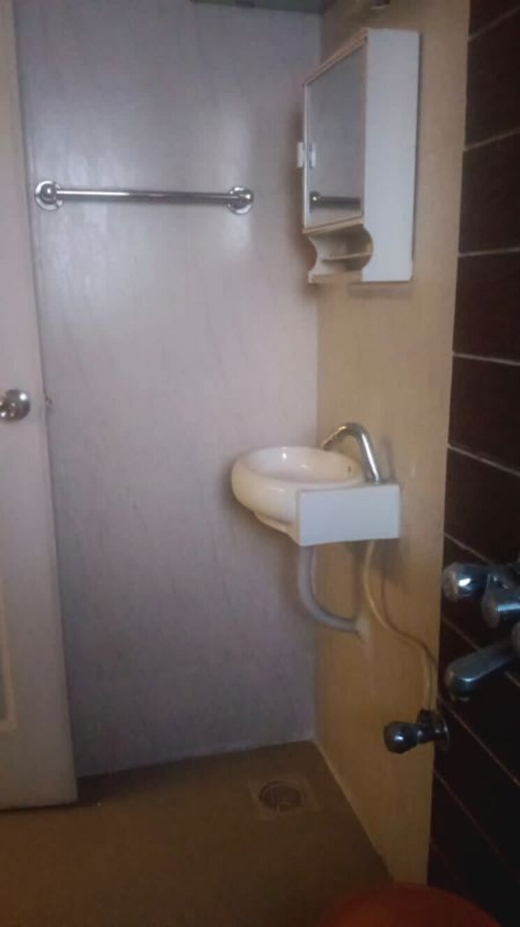 Bathroom, anamitra-tower 3 Bedroom 1200 Sq.Ft. Apartment In Brahmand Thane 9788543