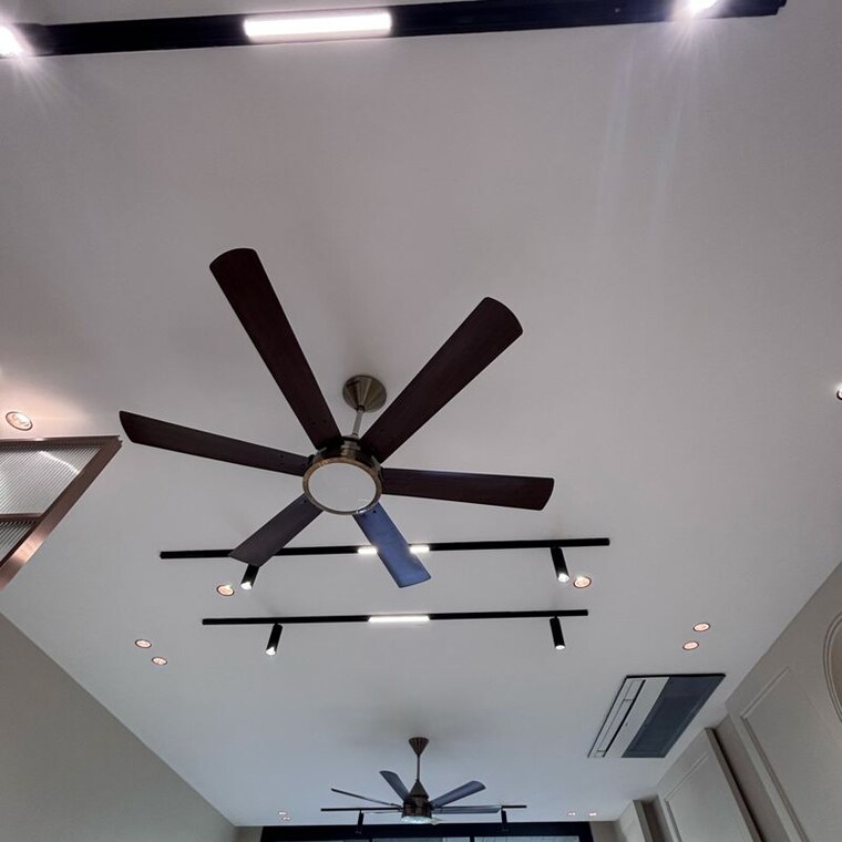 undefined, green park extension 4 Bedroom 290 Sq.Yd. Builder Floor In Green Park Extension Delhi 9787495