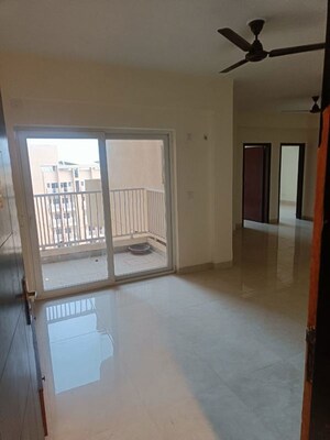 Room in 2 BHK Apartment at Eldeco Accolade, Sohna Sector 2 – for Rent