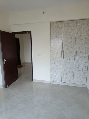 Room in 2 BHK Apartment at Eldeco Accolade, Sohna Sector 2 – for Rent