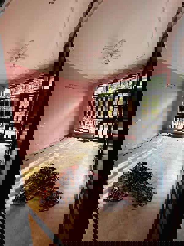 4 BHK + Pooja Room,Servant Room Apartment For Sale in Sarita Vihar