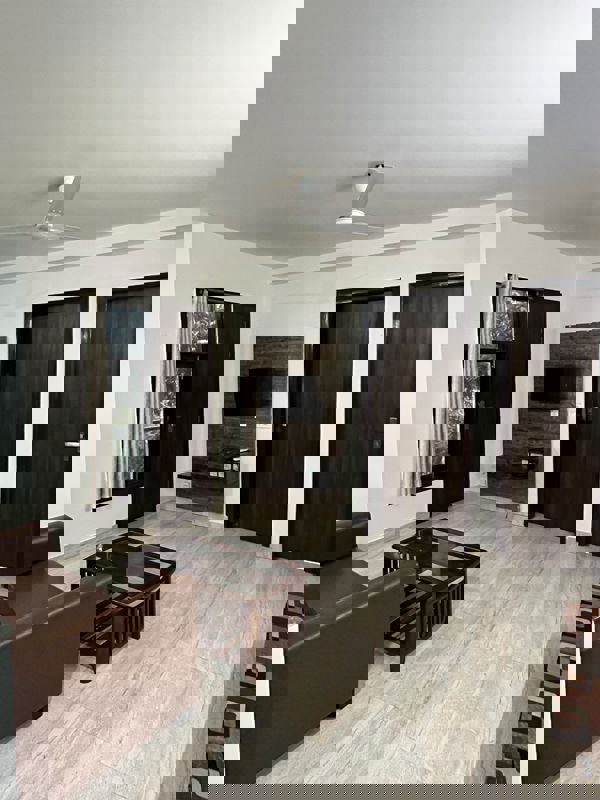 3 BHK 215 Sq.Ft. Builder Floor in Ansal Sushant Apartments