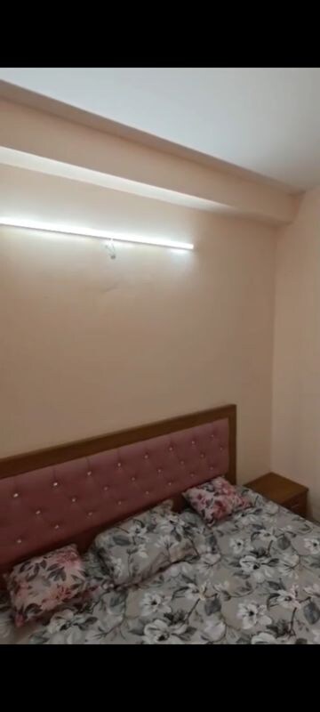 Furnished Amenities in 1 BHK Apartment at Amrapali Ivory Heights, Amrapali Dream Valley – for Rent