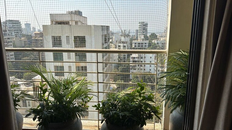 Balcony, bandra west 3 Bedroom 1100 Sq.Ft. Apartment In Bandra West Mumbai 9788553
