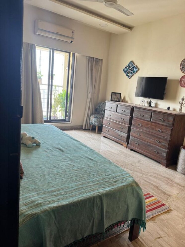 Bedroom, bandra west 3 Bedroom 1100 Sq.Ft. Apartment In Bandra West Mumbai 9788553