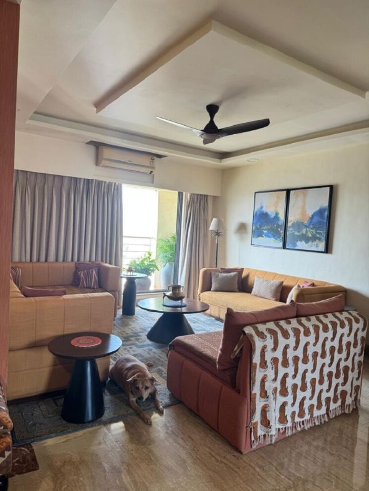 Living Room, bandra west 3 Bedroom 1100 Sq.Ft. Apartment In Bandra West Mumbai 9788553