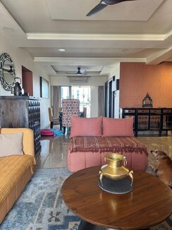 3 BHK + Pooja Room Apartment For Rent in Bandra West