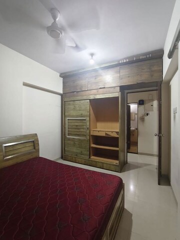 Room in 2 BHK Apartment at Bhoomi Park II, Malad West – for Rent