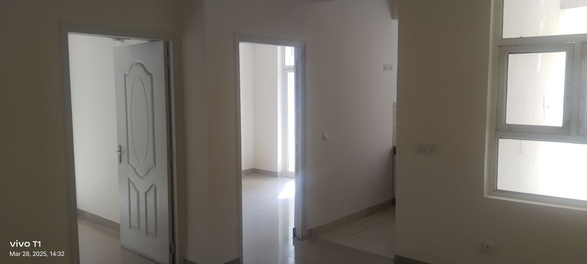 2 BHK + Pooja Room Apartment For Rent in Shree Vardhman Mantra