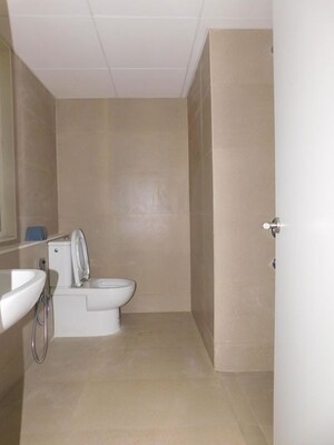 Attached Bathroom in 2.5 BHK Apartment at Hiranandani Cardinal, Ghodbunder Road – for Sale