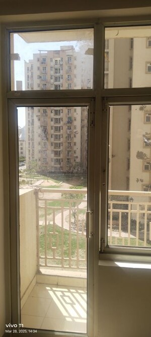 Room in 2 BHK Apartment at Shree Vardhman Mantra, Sector 67 – for Sale