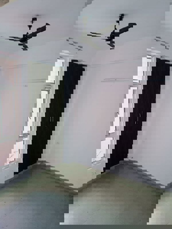 2.5 BHK + Pooja Room 1075 Sq.Ft. Apartment in Amrapali Zodiac