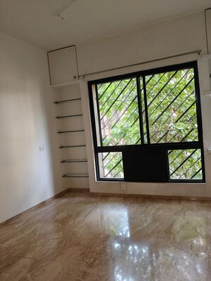 Room in 2 BHK Apartment at Clover Trump, Koregaon Park – for Rent