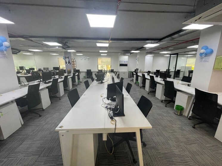 Team Area, sector 63 Commercial Office Space 15500 Sq.Ft. In Sector 63 Noida 9788612