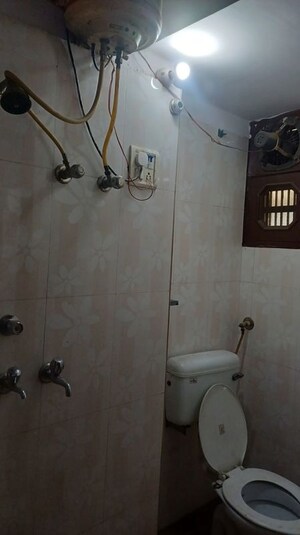Bathroom in 2 BHK Apartment at Sector 38 – for Rent