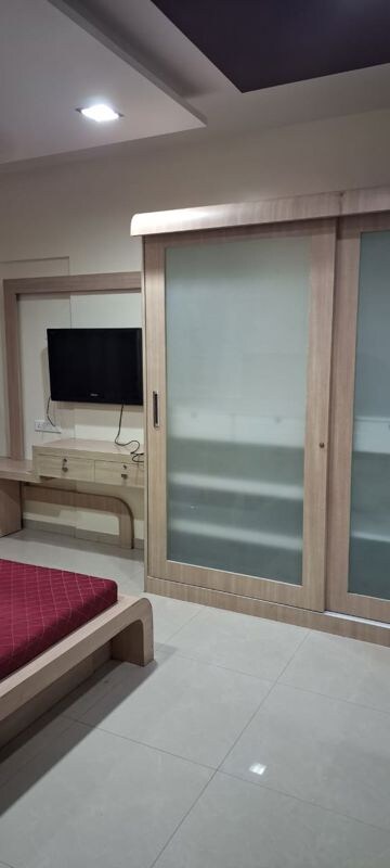 Bathroom in 2 BHK Apartment at Kumar Kruti, Kalyani Nagar – for Rent