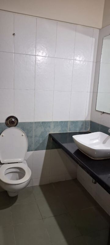 Bathroom in 2 BHK Apartment at Kumar Kruti, Kalyani Nagar – for Rent