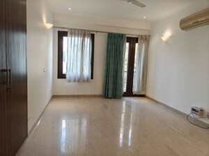Room in 4 BHK Builder Floor at Vasant Vihar – for Rent