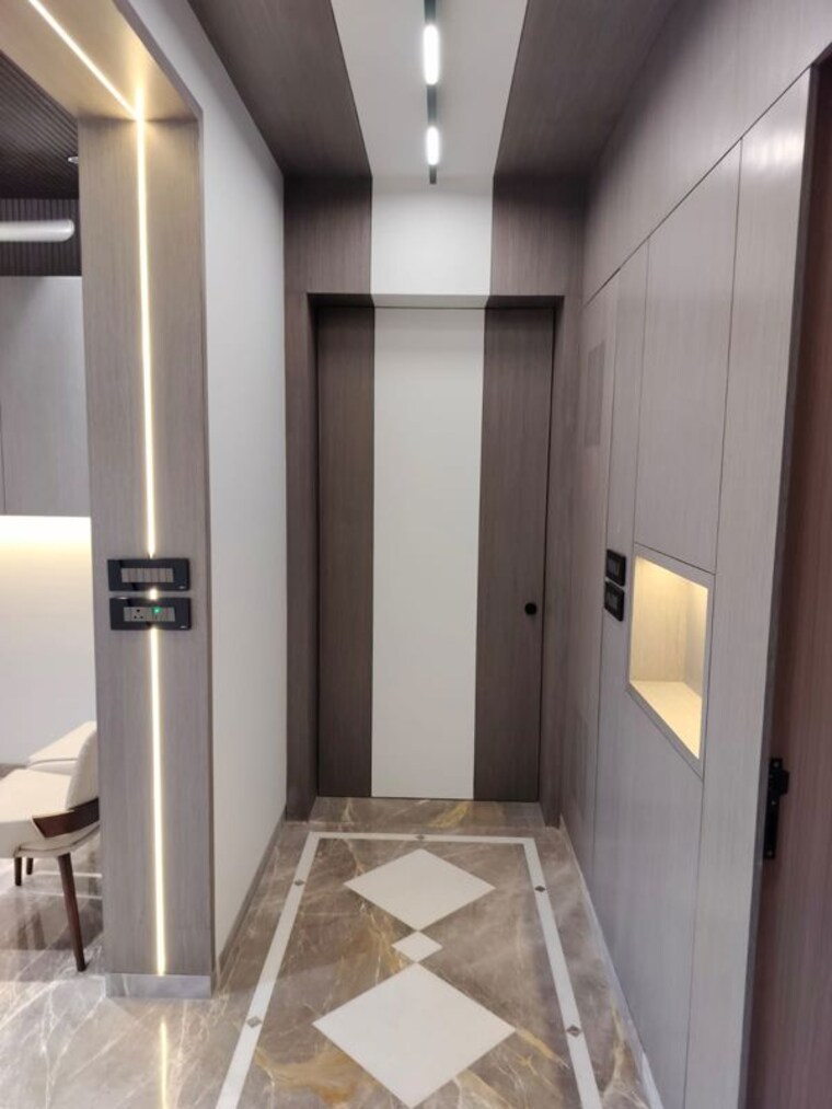 Bathroom, rustomjee-oriana 4 Bedroom 2300 Sq.Ft. Apartment In Bandra East Mumbai 9788706