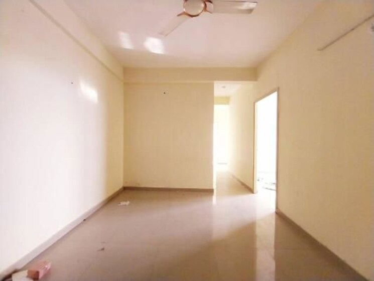 Room, sector 86 2 Bedroom 581 Sq.Ft. Apartment In Sector 86 Gurgaon 9788707