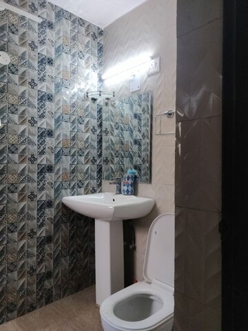 Bathroom in 2.5 BHK Apartment at Vasant Kunj – for Sale