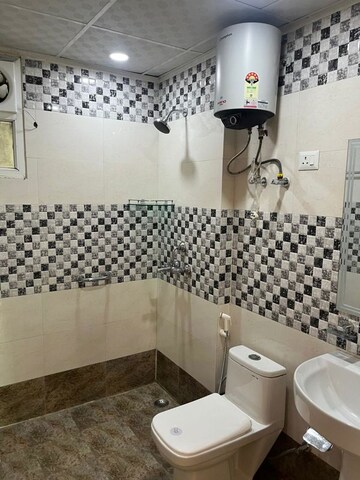 Team Area in 3 BHK Apartment at Saya Gold Avenue, Vaibhav Khand – for Rent
