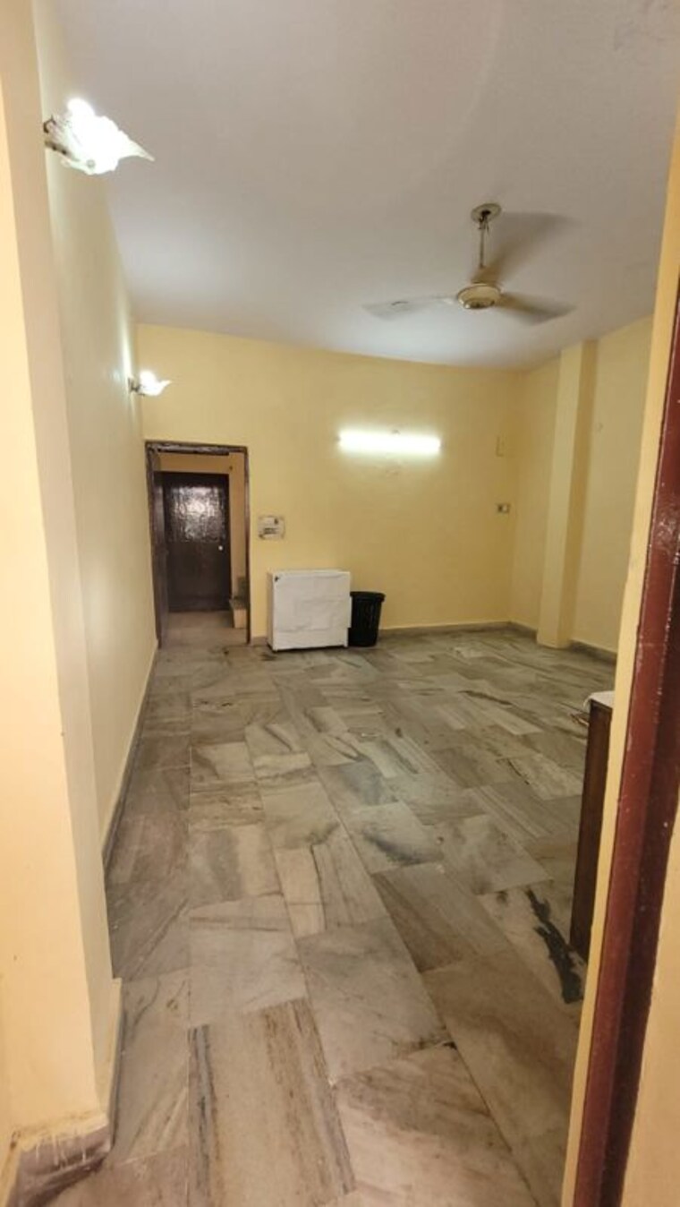 Bedroom, govindpuri 3 Bedroom 100 Sq.Yd. Builder Floor In Govindpuri Delhi 9788744