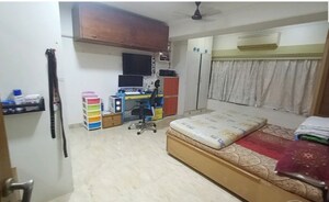 Bedroom in 4 BHK Apartment at Santacruz West – for Sale