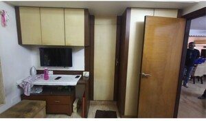 Bedroom in 4 BHK Apartment at Santacruz West – for Sale