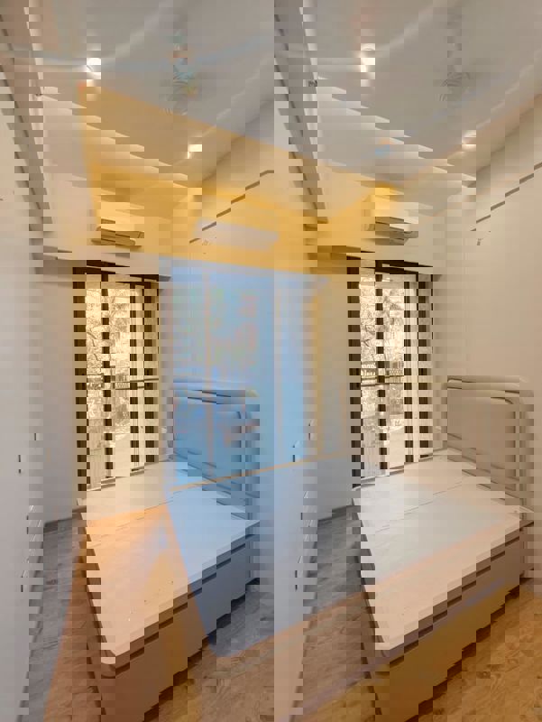 4 BHK + Pooja Room,Servant Room,Study Room,Extra Room Apartment For Rent in Rustomjee Crown