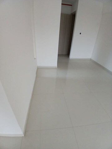 Room in 2 BHK Apartment at Shree Riddhi Siddhi Sumukh Hills, Kandivali East – for Sale