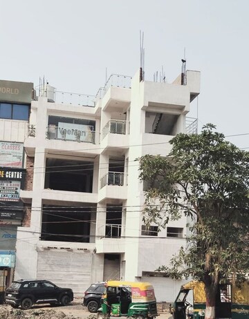  Showroom For Rent in Saguna More