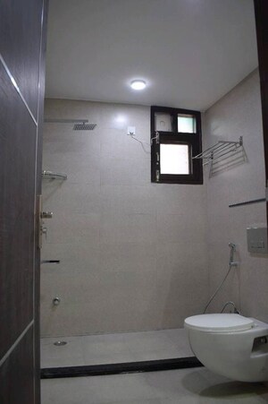 Bathroom in 4 BHK Apartment at Sector 19 Dwarka – for Rent
