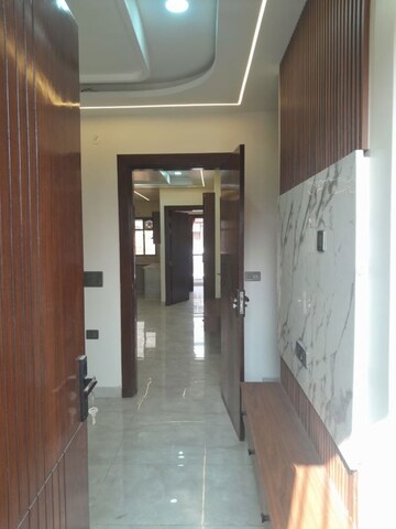 Building Lobby in 2 BHK Builder Floor at Bharti Apartments, Shakti Khand iv – for Rent