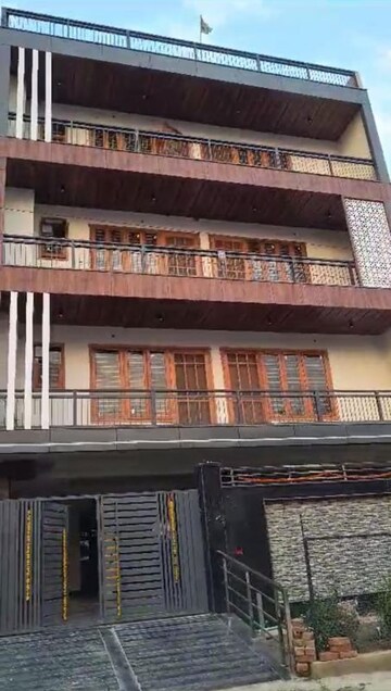 6+ BHK Independent House For Rent in Sector 3 Greater Noida