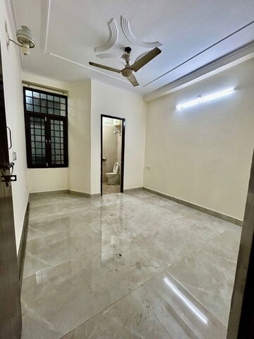2 BHK Builder Floor For Rent in Chattarpur