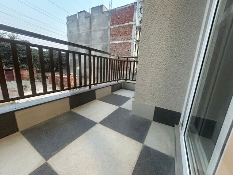 Balcony, sector 57 2.5 Bedroom 1200 Sq.Ft. Builder Floor In Sector 57 Gurgaon 9788951