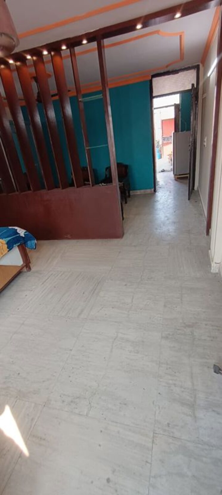  Parking, east of kailash 1 Bedroom 1000 Sq.Ft. Builder Floor In East Of Kailash Delhi 9788954