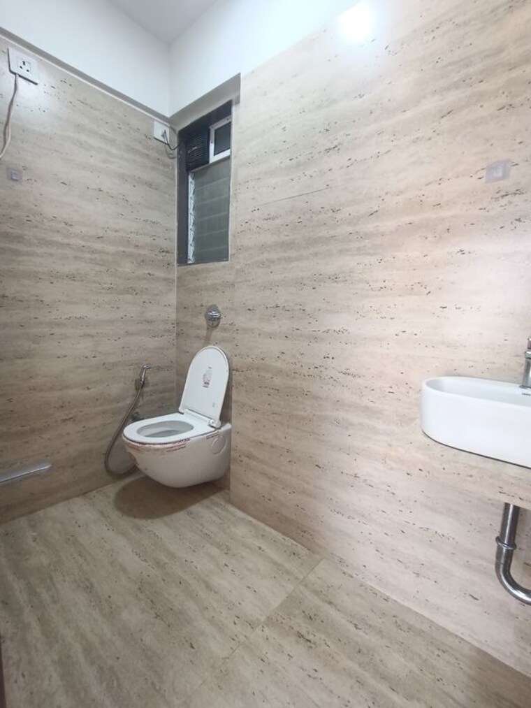 Bathroom, bp-dps-park-view 2 Bedroom 599 Sq.Ft. Apartment In Goregaon West Mumbai 9788959