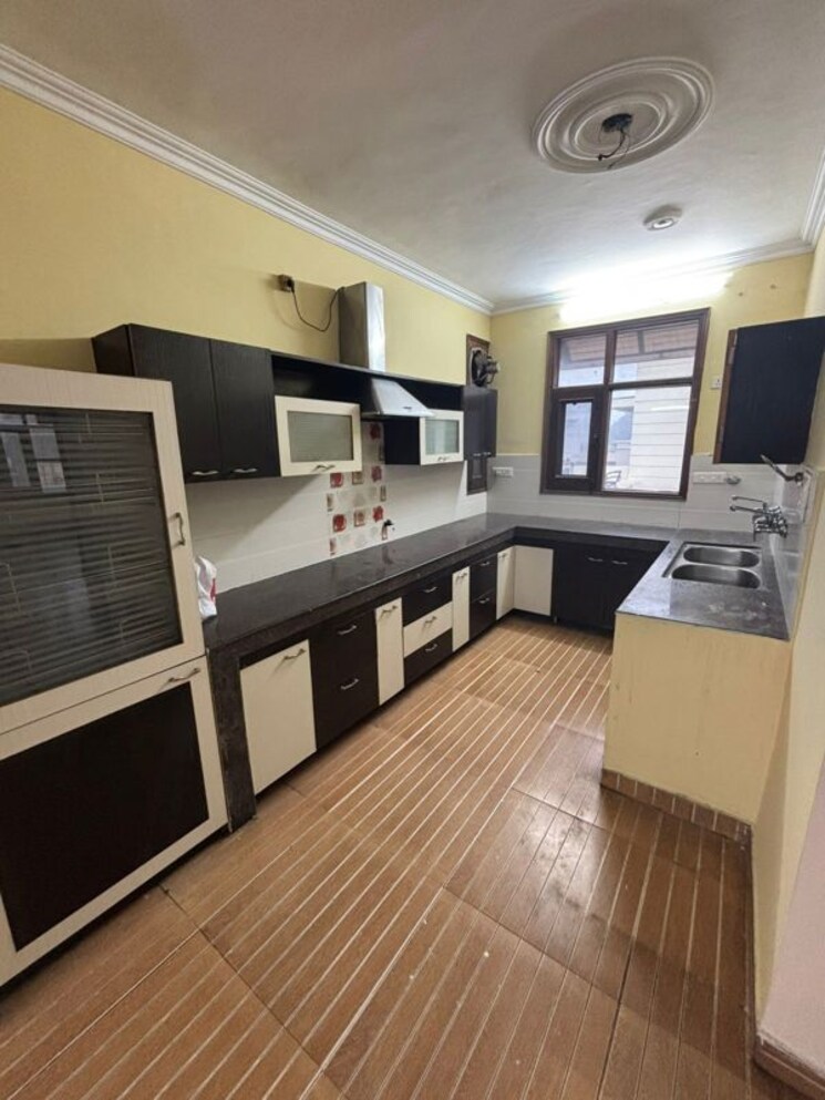 Kitchen, sector 17 2 Bedroom 2250 Sq.Ft. Builder Floor In Sector 17 Panchkula 9788953