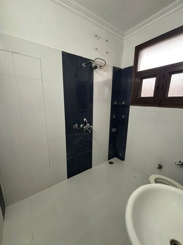 Bathroom in 2 BHK Builder Floor at Sector 17 – for Rent