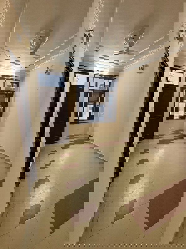 2 BHK + Store Room Builder Floor For Rent in Sector 17